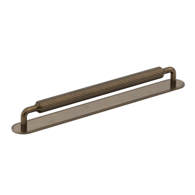 Armac Martin Barwick Ridged Appliance Pull with Backplate