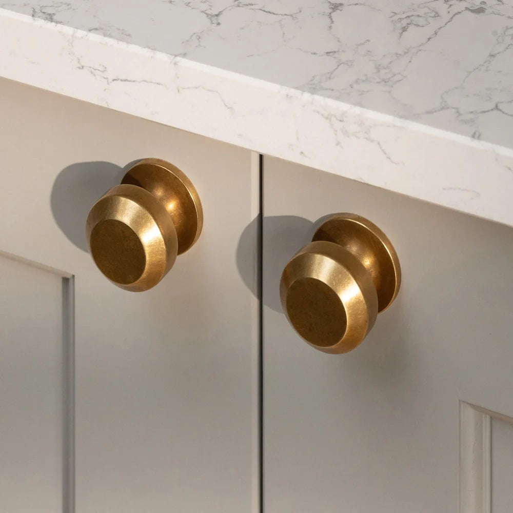 Armac Martin Victoria Plain Cabinet Knob