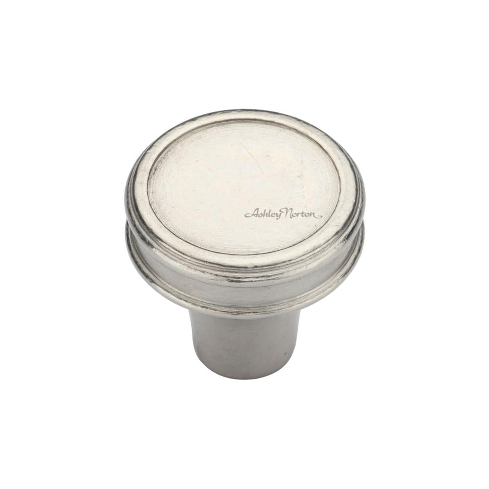 Ashley Norton 3125 Mateo Knob in White Bronze