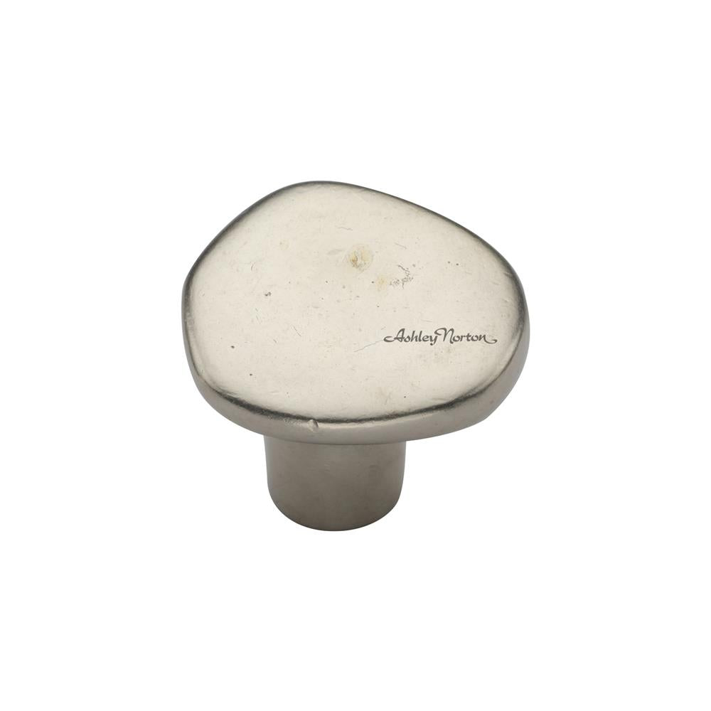 Ashley Norton 3927 Round Stone Knob in White Bronze