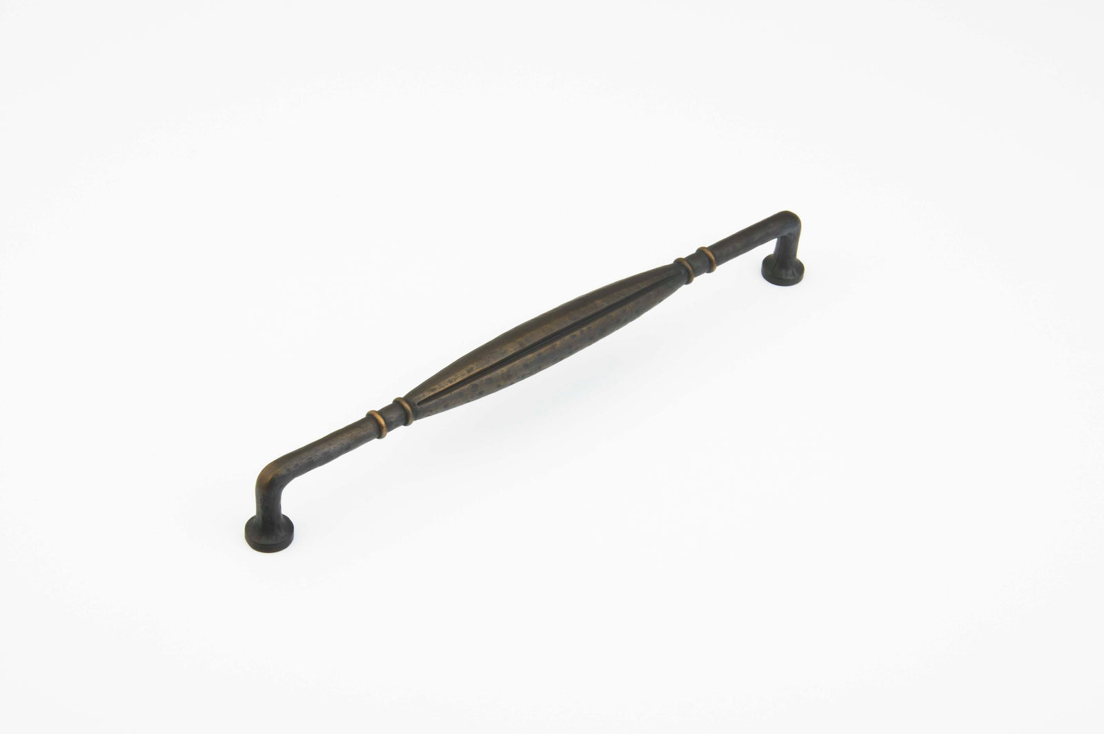 Schaub Appliance Pull, Ancient Bronze, 12" cc 257-ABZ