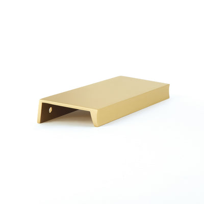 Schaub Sabre 5" C-C Edge Pull in Satin Brass