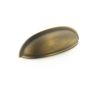 Schaub Traditional Pulls 3" C-C Cup Pull, Model 731 in Antique Light Brass