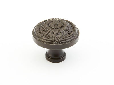 Schaub Versailles 1-1/2" Knob in Oil Rubbed Bronze