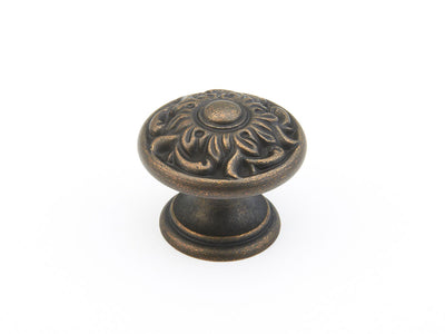 Schaub Corinthian 1-3/8" Knob in Ancient Bronze