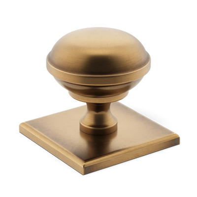 Armac Martin Queslett Cabinet Knob with Square Backplate in 28mm / Fine English Antique