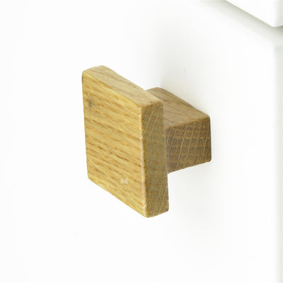 Ashley Norton MN4428 Square Knob in Oak